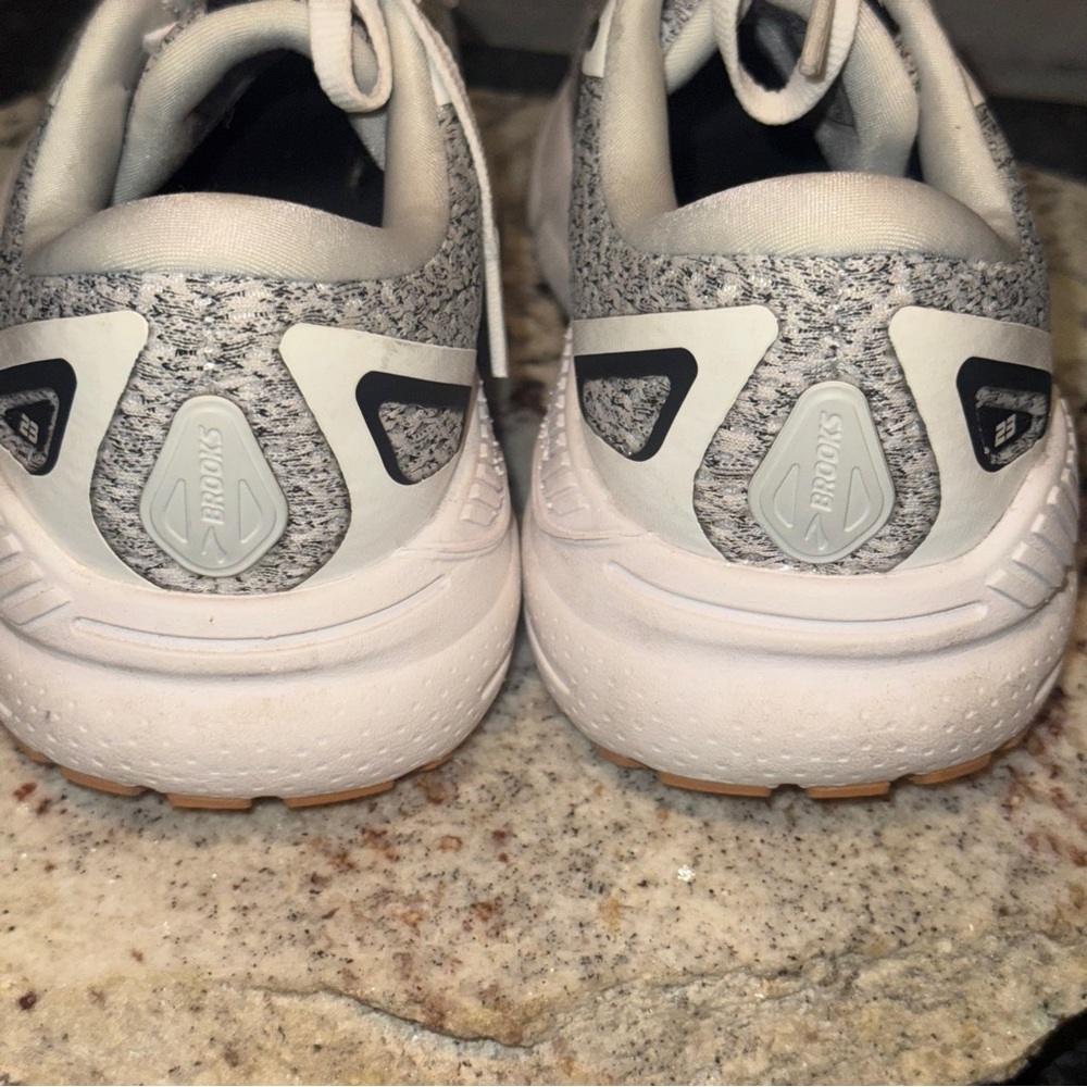 Brooks Women's Black and White Running Shoes - Picture 5 of 10